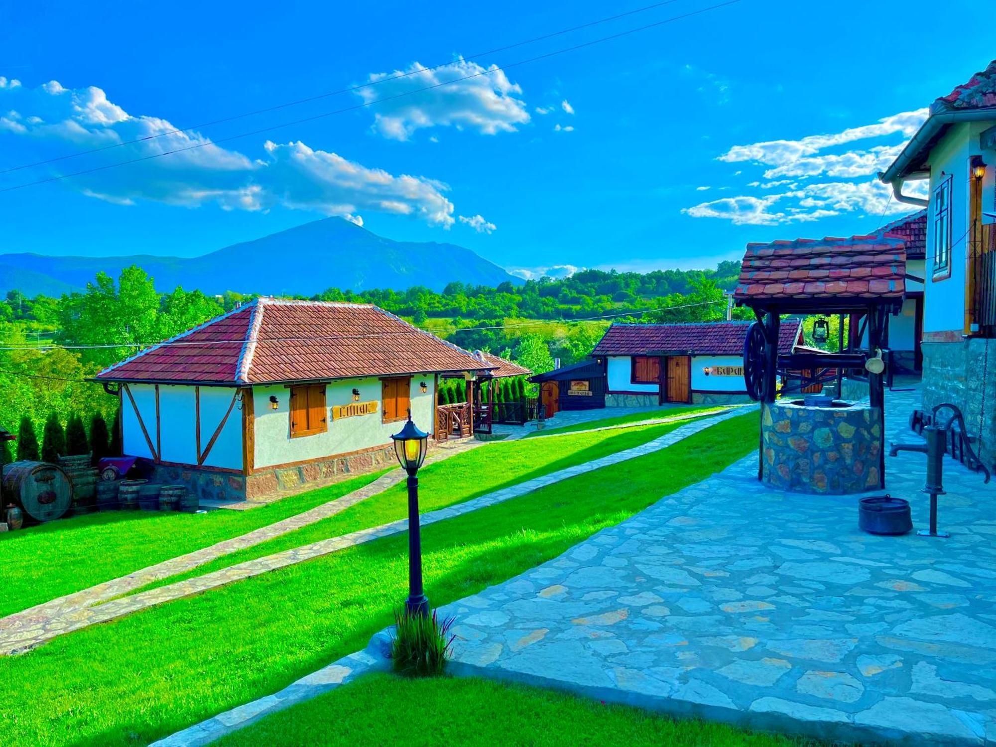 Etno Selo Stanojevic Hotel Boljevac Buitenkant foto