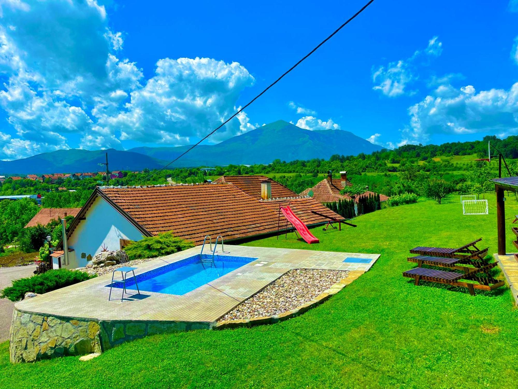 Etno Selo Stanojevic Hotel Boljevac Buitenkant foto